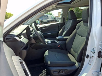 2025 Toyota RAV4 XLE AWD (Natl)