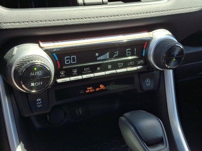2025 Toyota RAV4 XLE AWD (Natl)