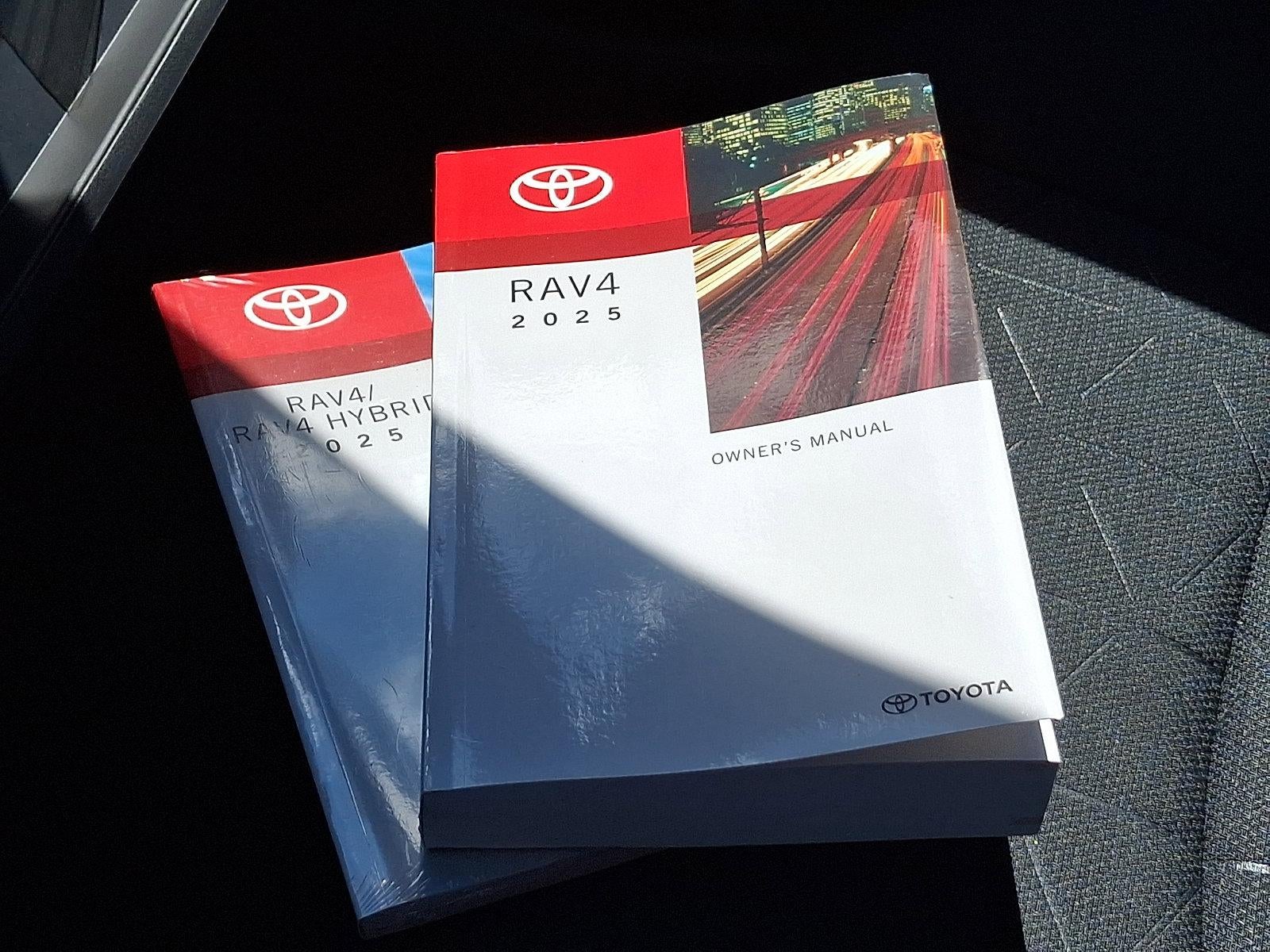 2025 Toyota RAV4 XLE AWD (Natl)