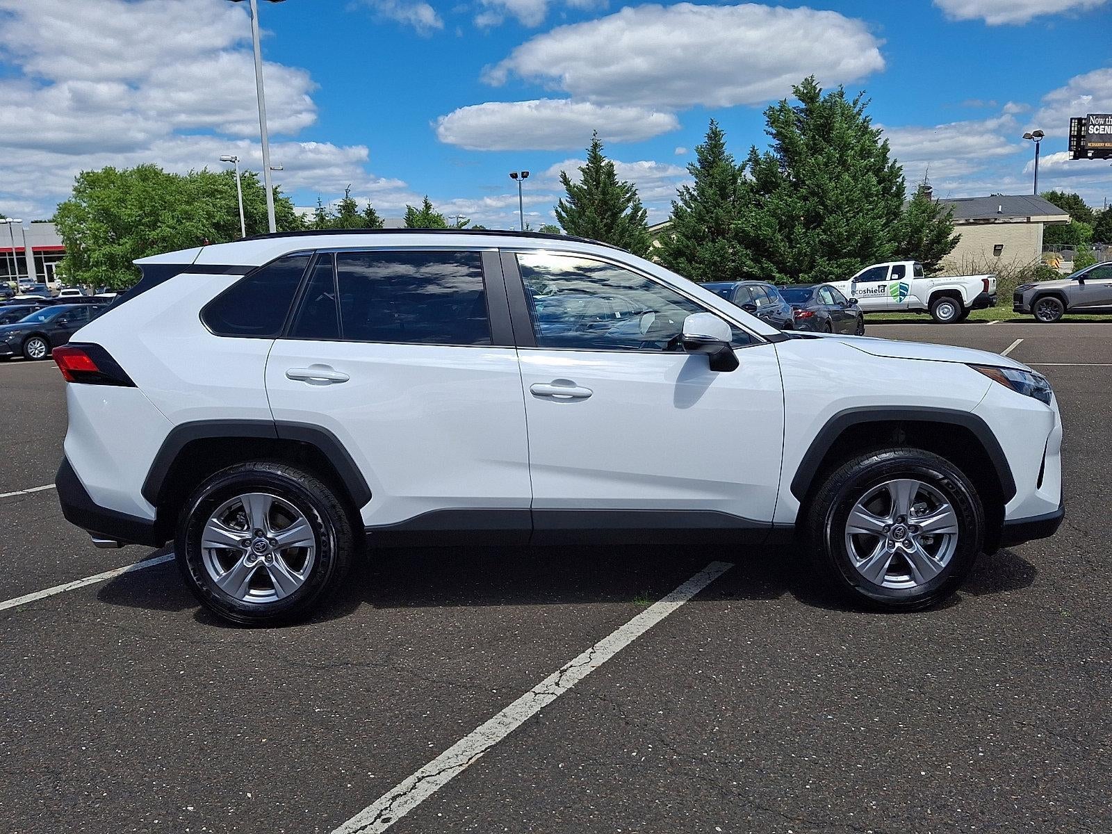 2025 Toyota RAV4 XLE AWD (Natl)