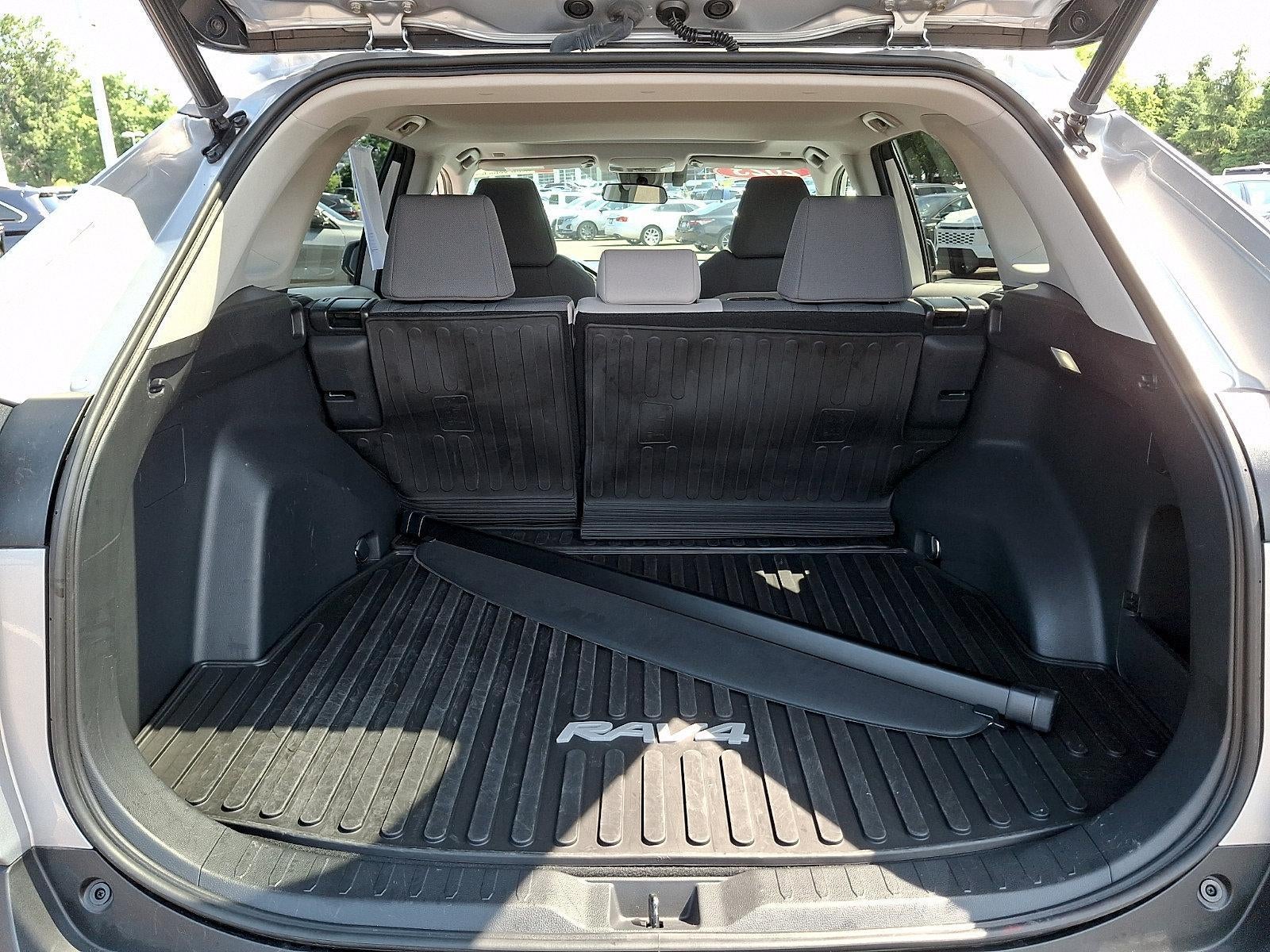 2023 Toyota RAV4 XLE AWD (Natl)