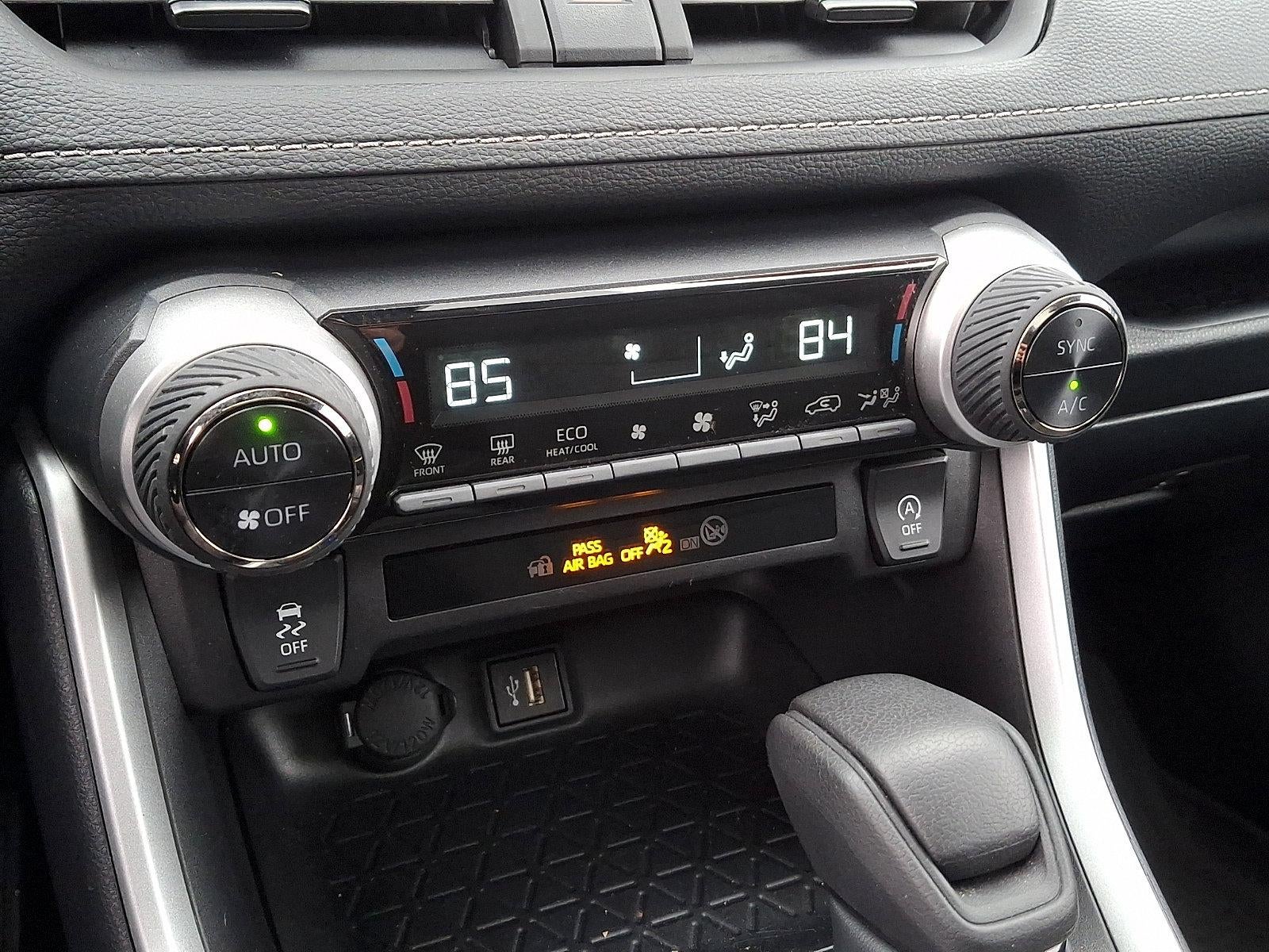 2025 Toyota RAV4 XLE AWD (Natl)