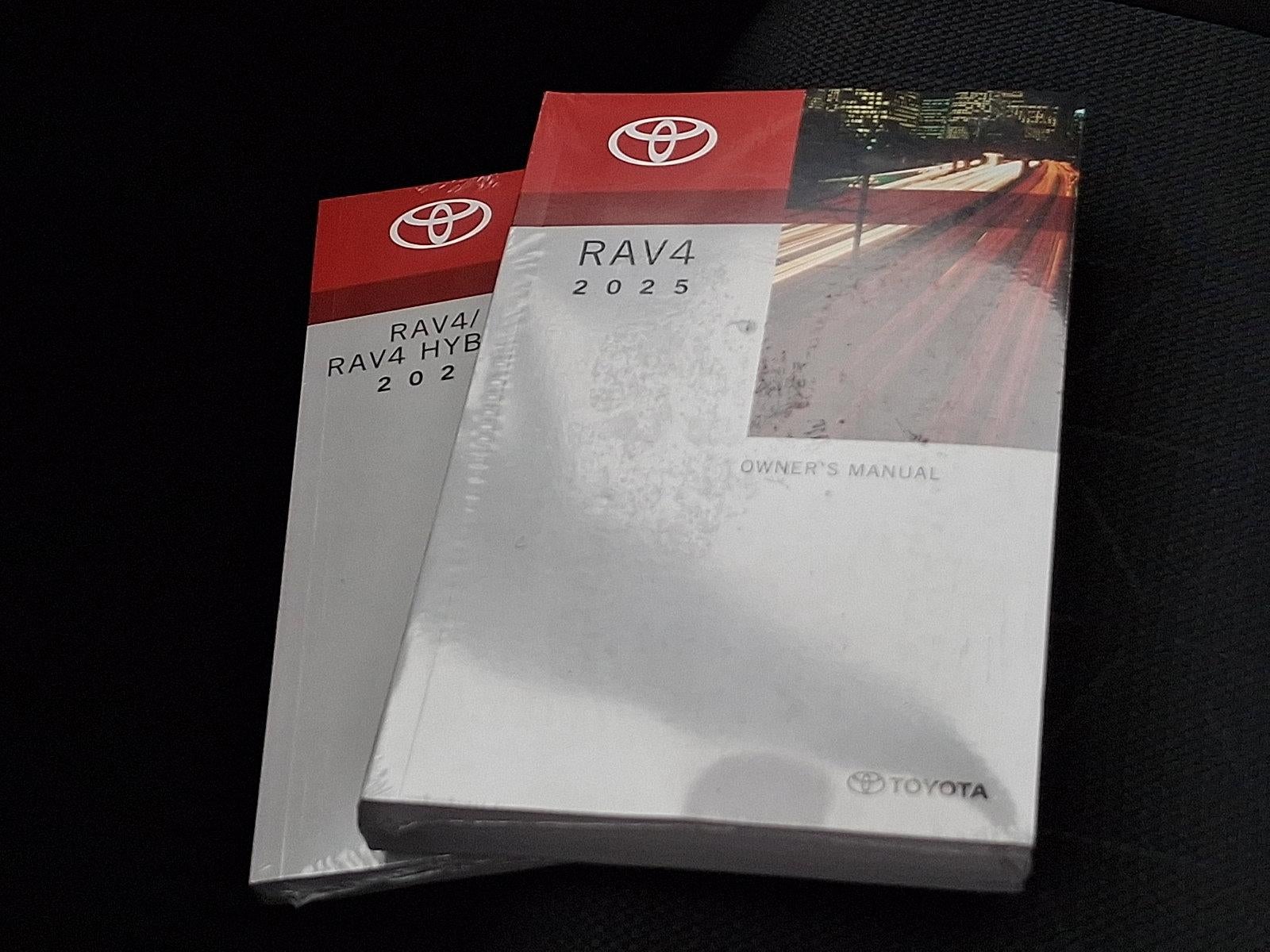 2025 Toyota RAV4 XLE AWD (Natl)