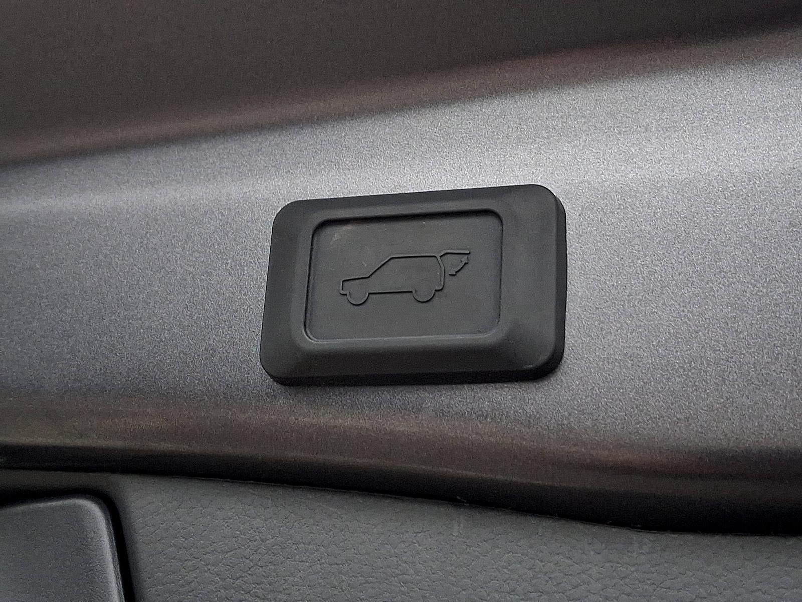 2025 Toyota RAV4 XLE AWD (Natl)