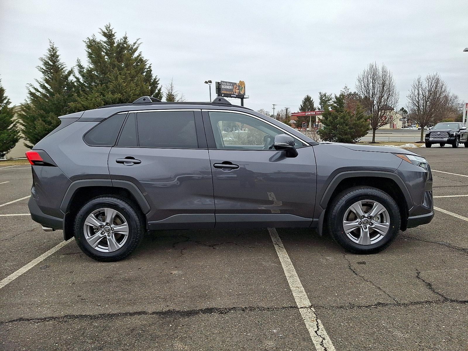 2025 Toyota RAV4 XLE AWD (Natl)