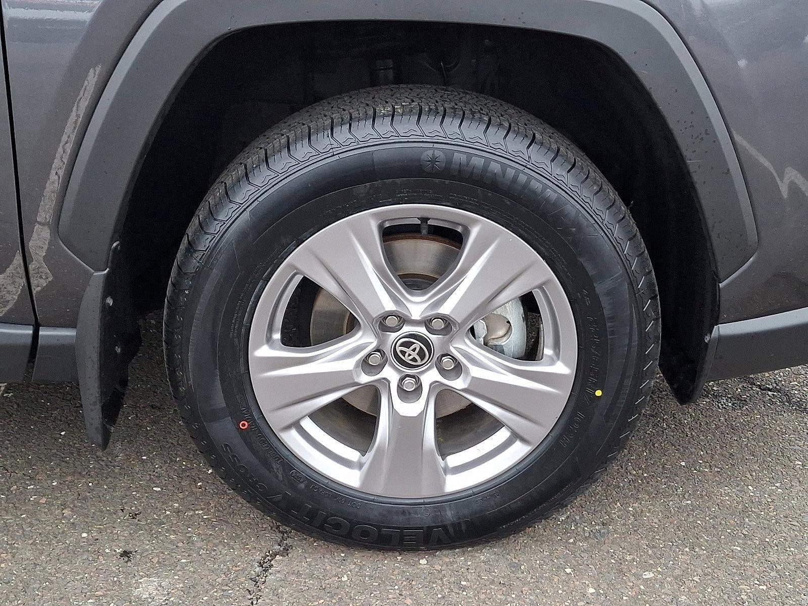 2025 Toyota RAV4 XLE AWD (Natl)