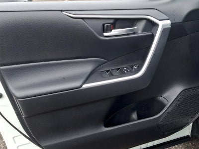 2025 Toyota RAV4 XLE AWD (Natl)