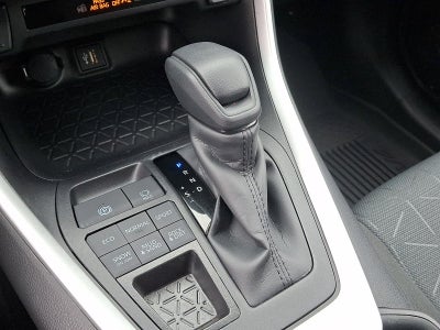2025 Toyota RAV4 XLE AWD (Natl)