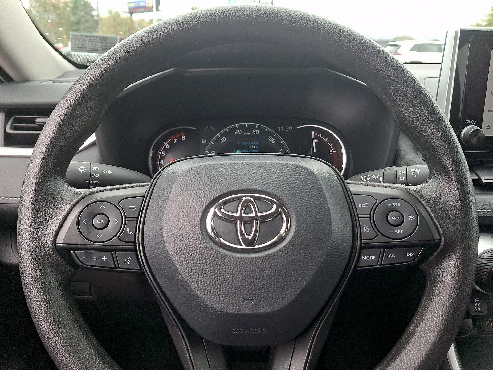 2025 Toyota RAV4 XLE AWD (Natl)