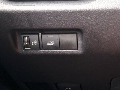 2025 Toyota RAV4 XLE AWD (Natl)