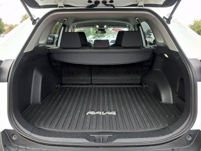 2025 Toyota RAV4 XLE AWD (Natl)