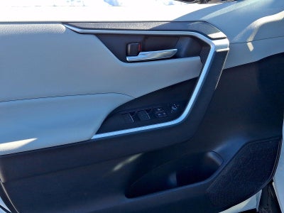 2022 Toyota RAV4 XLE AWD (Natl)