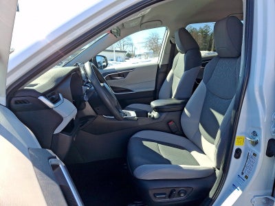 2022 Toyota RAV4 XLE AWD (Natl)