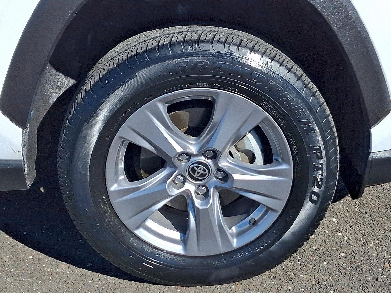 2022 Toyota RAV4 XLE AWD (Natl)