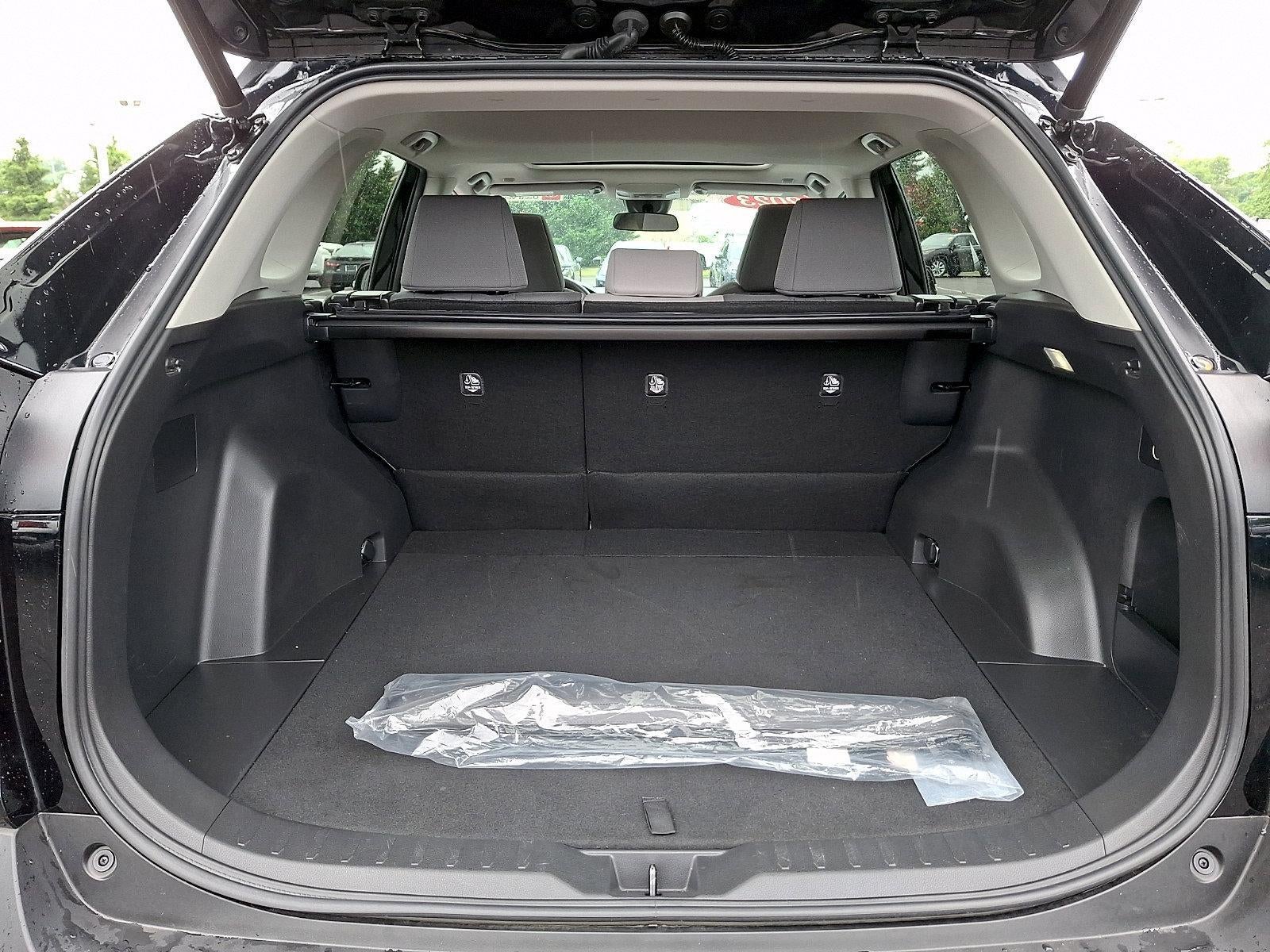 2023 Toyota RAV4 XLE AWD (Natl)