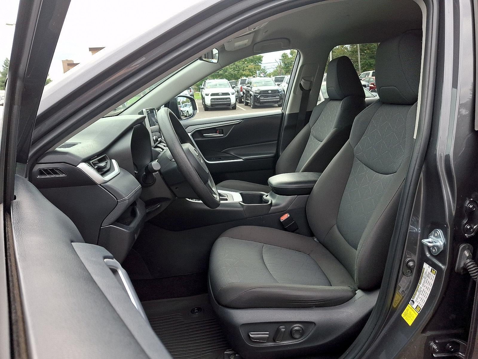 2025 Toyota RAV4 XLE AWD (Natl)