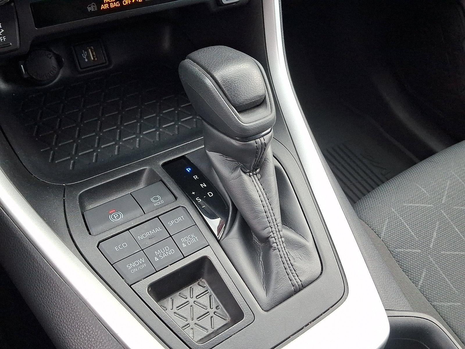 2025 Toyota RAV4 XLE AWD (Natl)