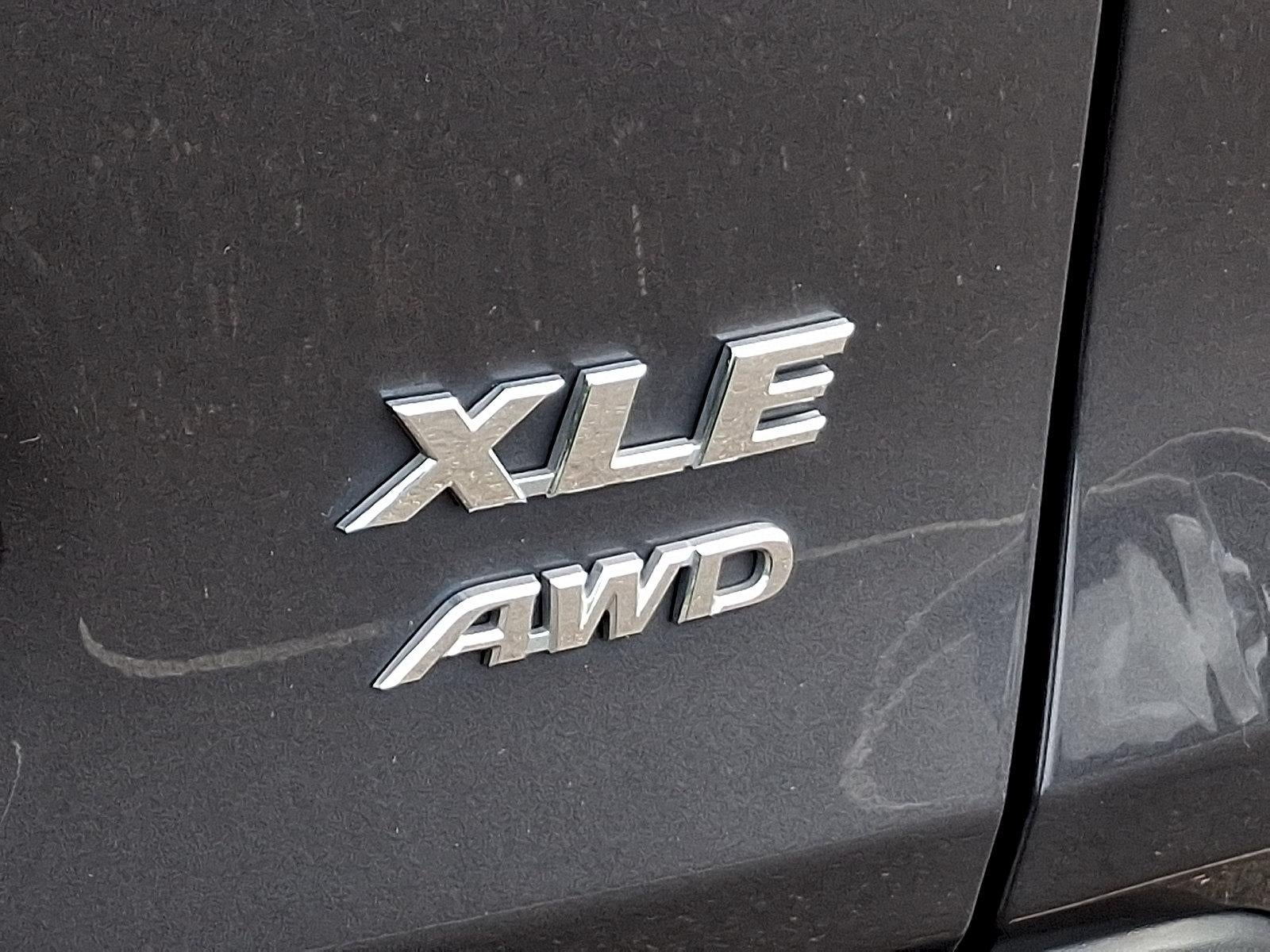 2025 Toyota RAV4 XLE AWD (Natl)