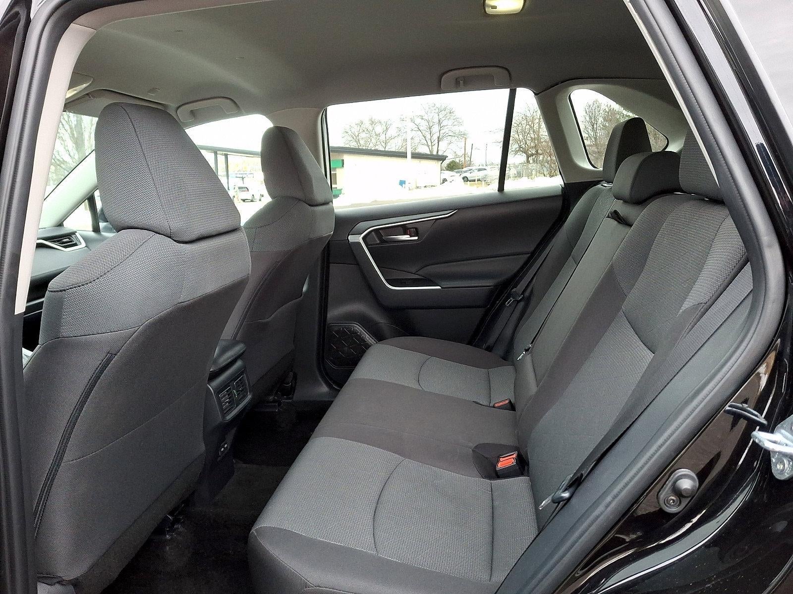 2025 Toyota RAV4 XLE AWD (Natl)