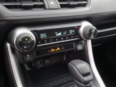 2025 Toyota RAV4 XLE AWD (Natl)