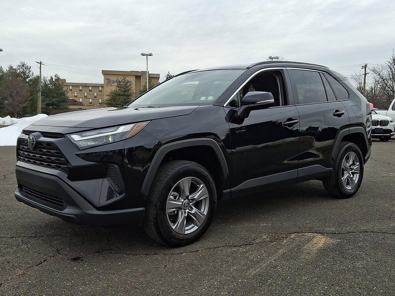 2025 Toyota RAV4 XLE AWD (Natl)