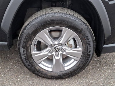 2025 Toyota RAV4 XLE AWD (Natl)