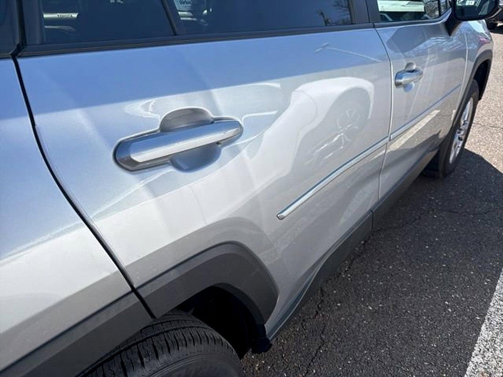 2025 Toyota RAV4 XLE AWD (Natl)