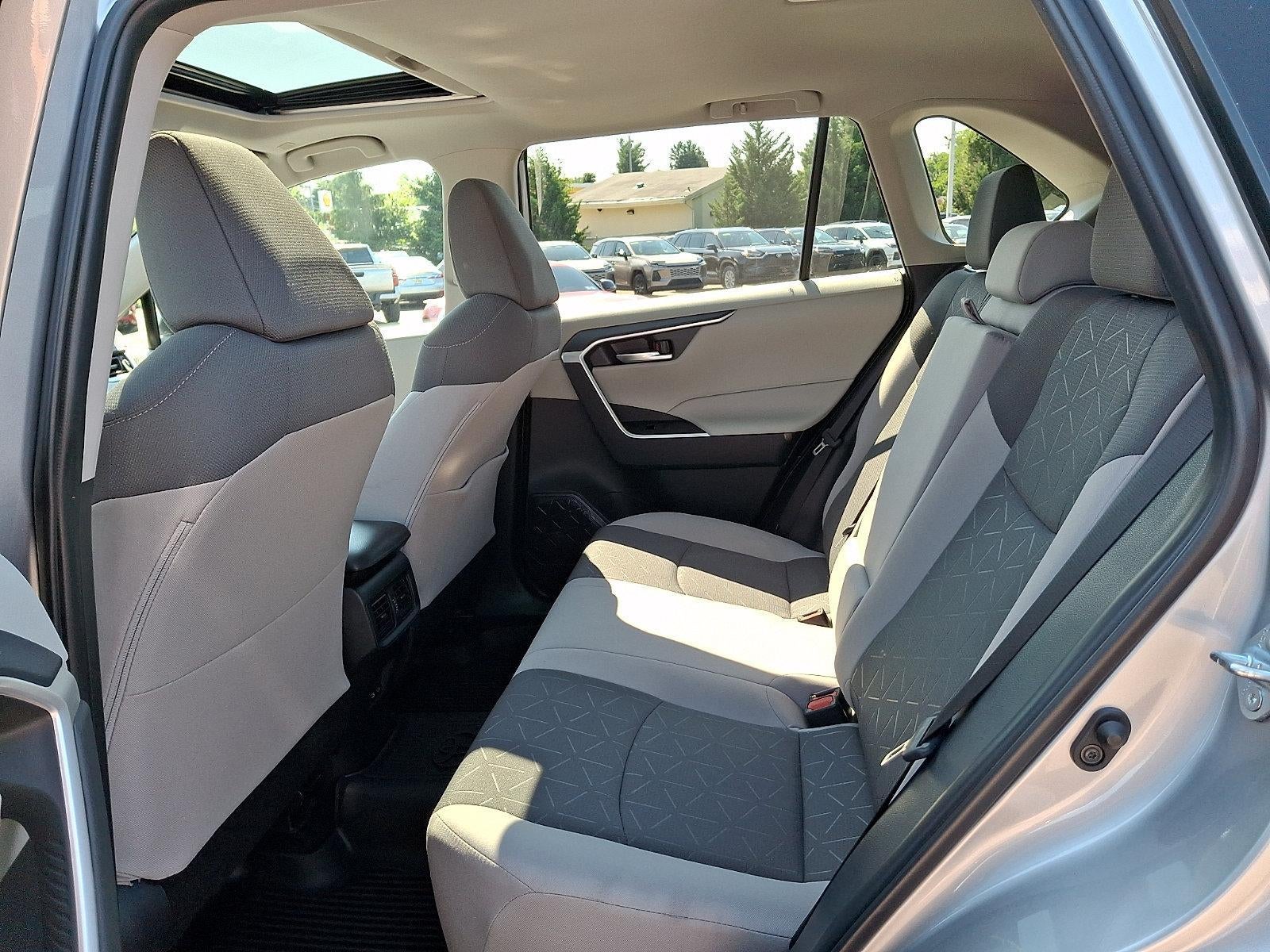 2025 Toyota RAV4 XLE AWD (Natl)
