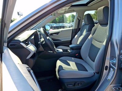 2025 Toyota RAV4 XLE AWD (Natl)