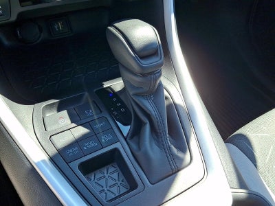 2025 Toyota RAV4 XLE AWD (Natl)