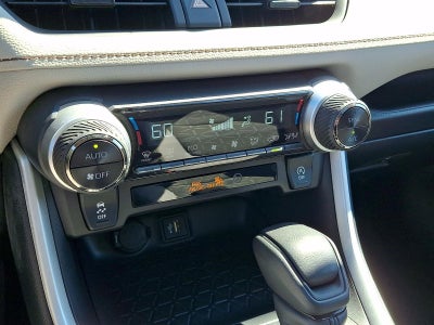 2025 Toyota RAV4 XLE AWD (Natl)