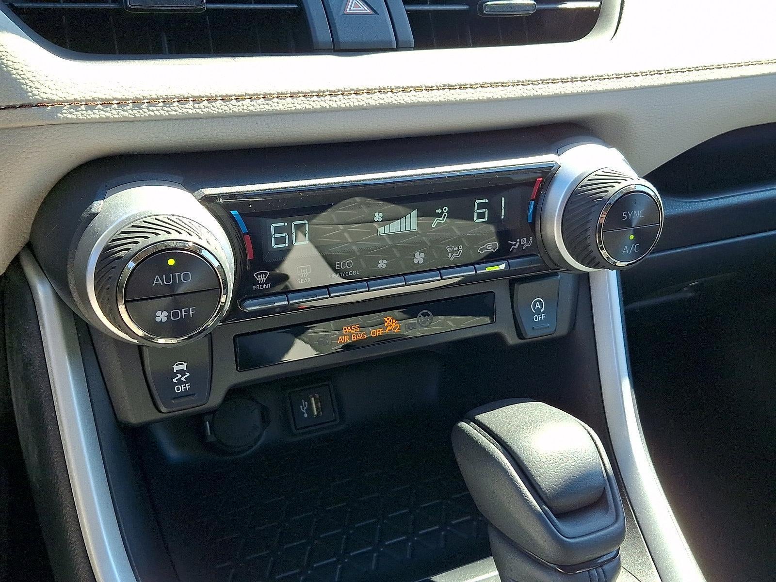 2025 Toyota RAV4 XLE AWD (Natl)