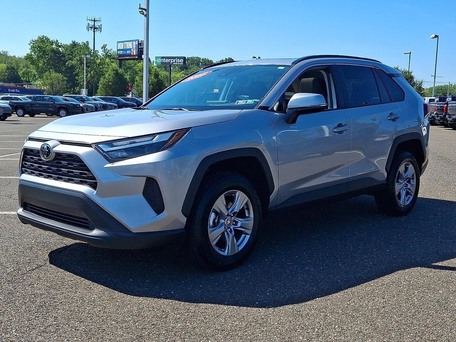 2025 Toyota RAV4 XLE AWD (Natl)