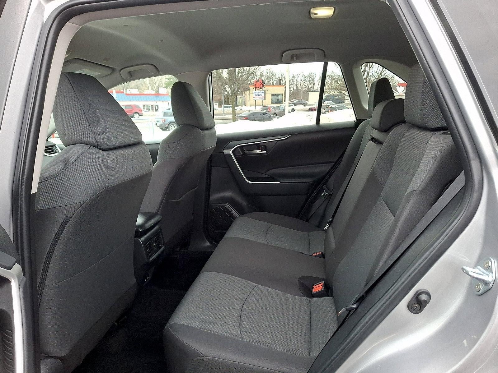 2025 Toyota RAV4 XLE AWD (Natl)