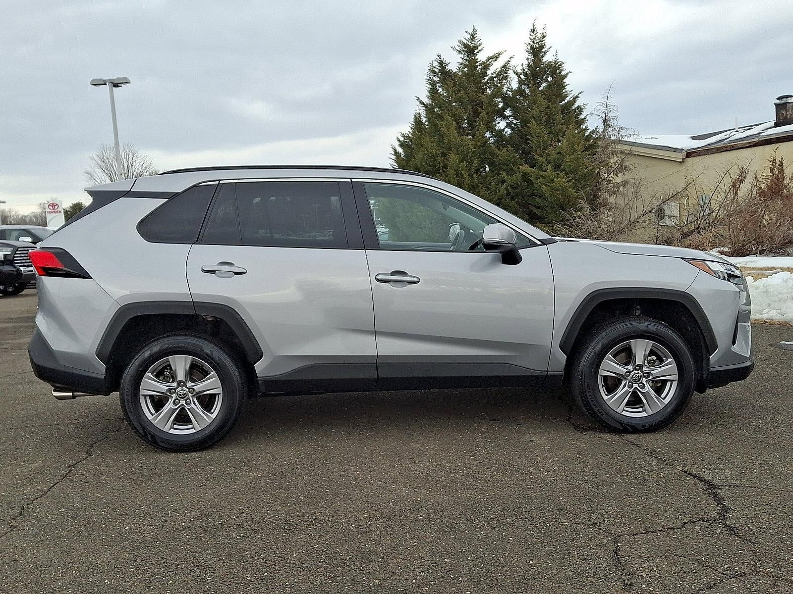 2025 Toyota RAV4 XLE AWD (Natl)