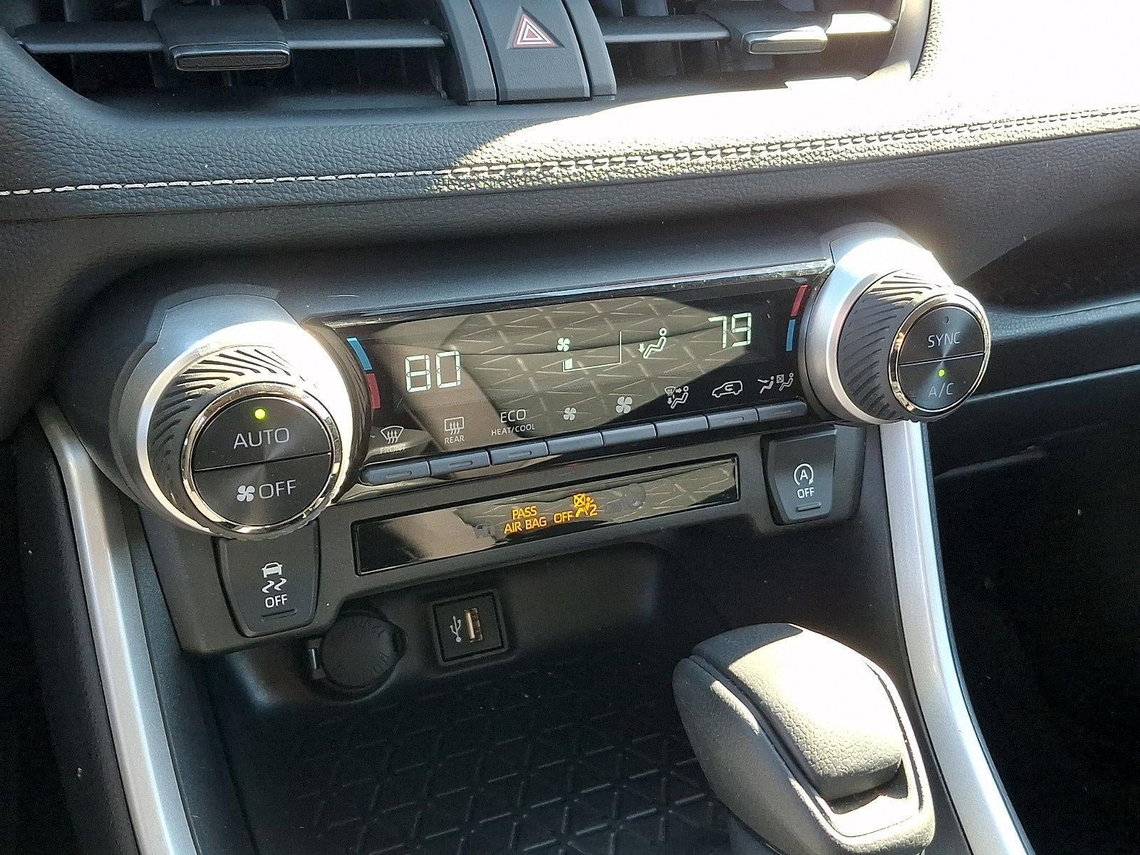 2025 Toyota RAV4 XLE AWD (Natl)