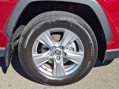 2025 Toyota RAV4 XLE AWD (Natl)