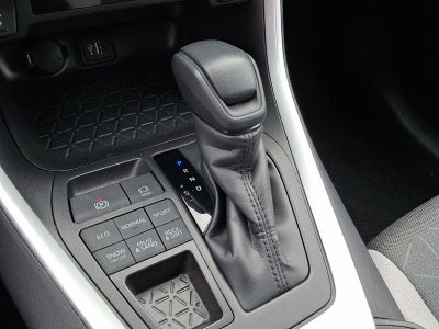 2025 Toyota RAV4 XLE AWD (Natl)