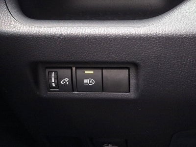 2025 Toyota RAV4 XLE AWD (Natl)