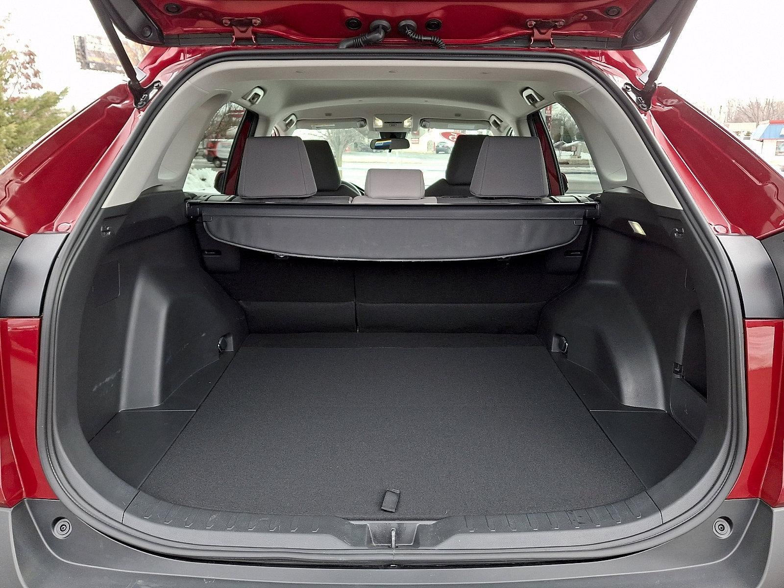 2025 Toyota RAV4 XLE AWD (Natl)