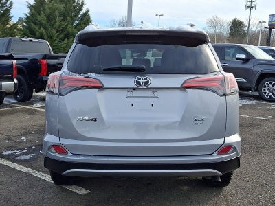 2018 Toyota RAV4 XLE AWD (Natl)