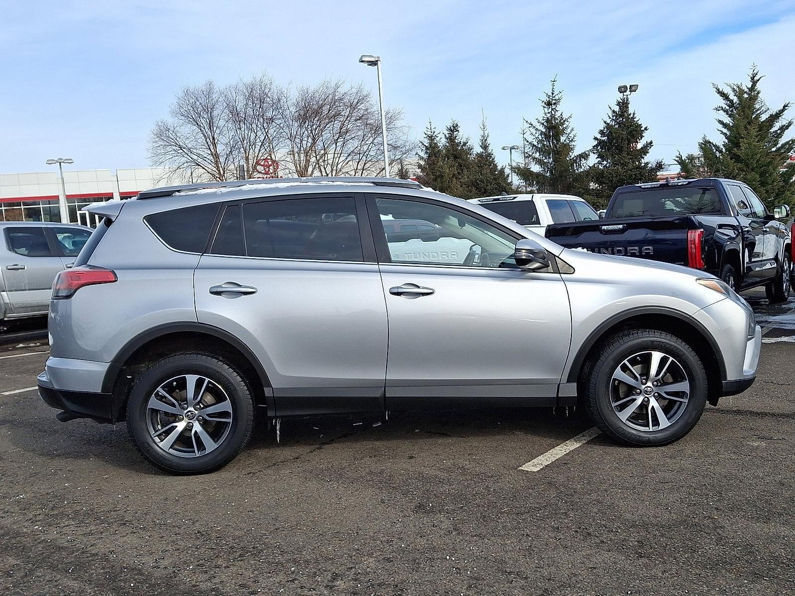 2018 Toyota RAV4 XLE AWD (Natl)