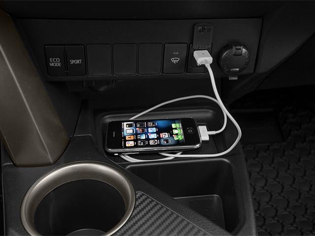 2014 Toyota RAV4 AWD 4dr XLE (Natl)