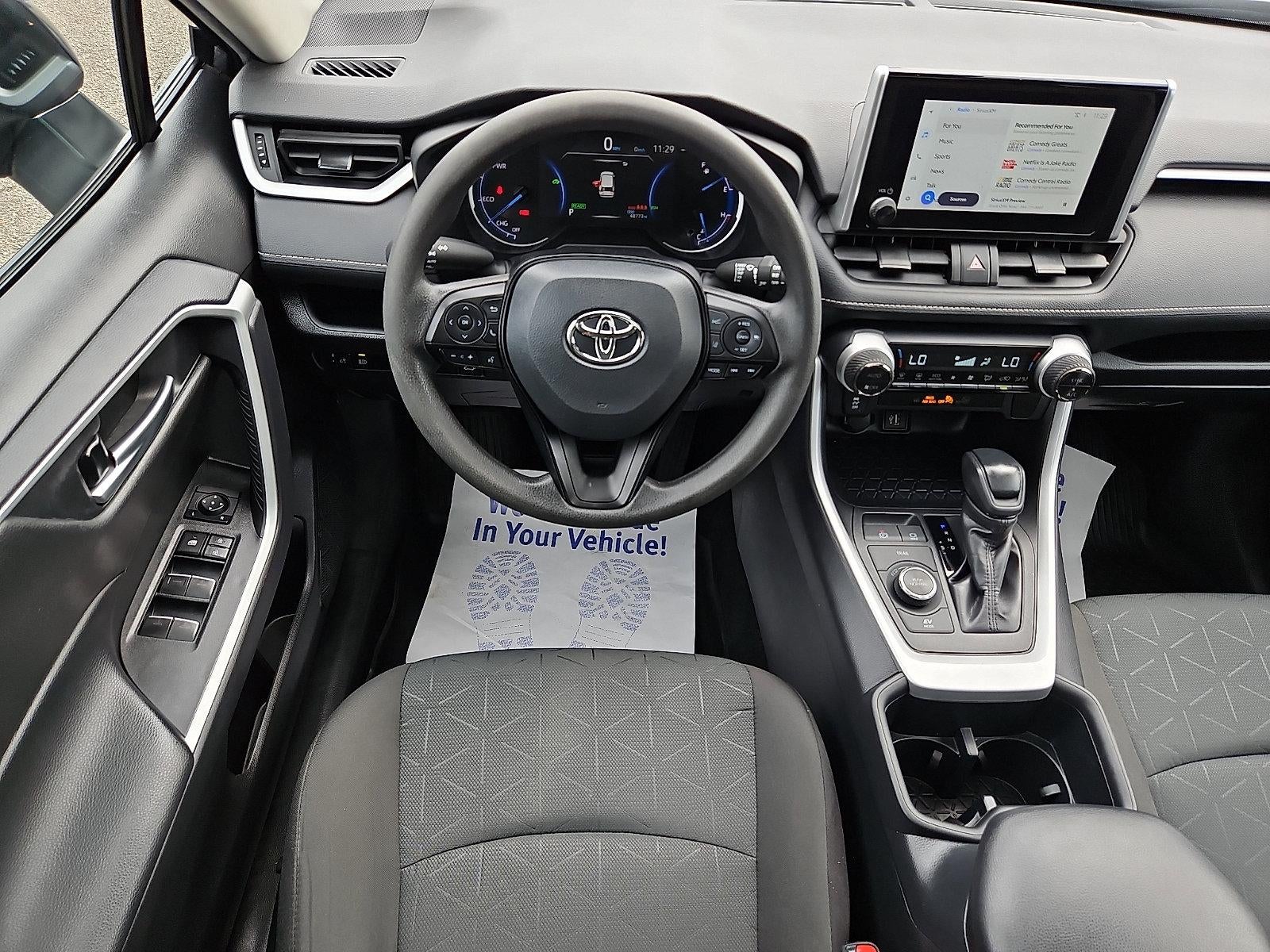 2025 Toyota RAV4 Hybrid XLE AWD (Natl)