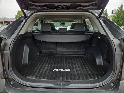 2025 Toyota RAV4 Hybrid XLE AWD (Natl)