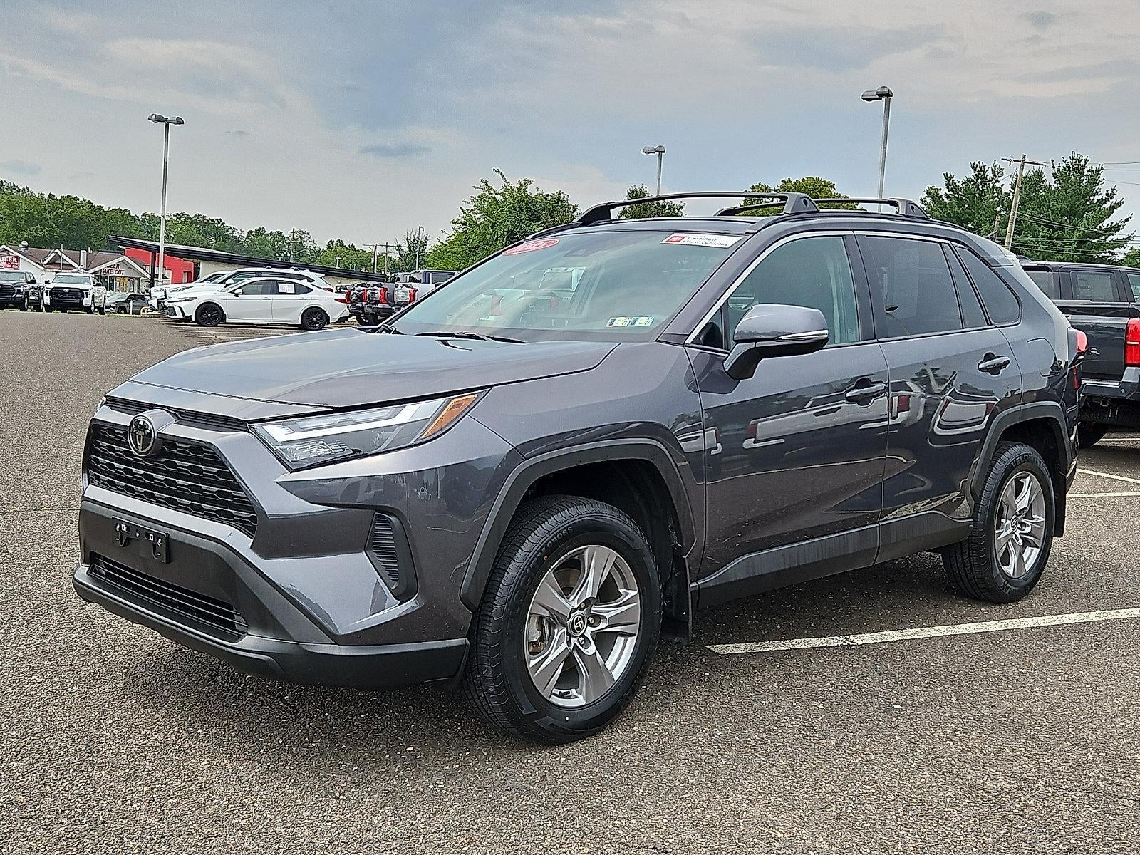 2025 Toyota RAV4 Hybrid XLE AWD (Natl)