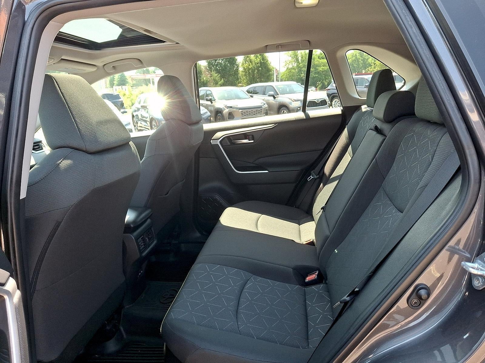 2024 Toyota RAV4 Hybrid XLE AWD (Natl)