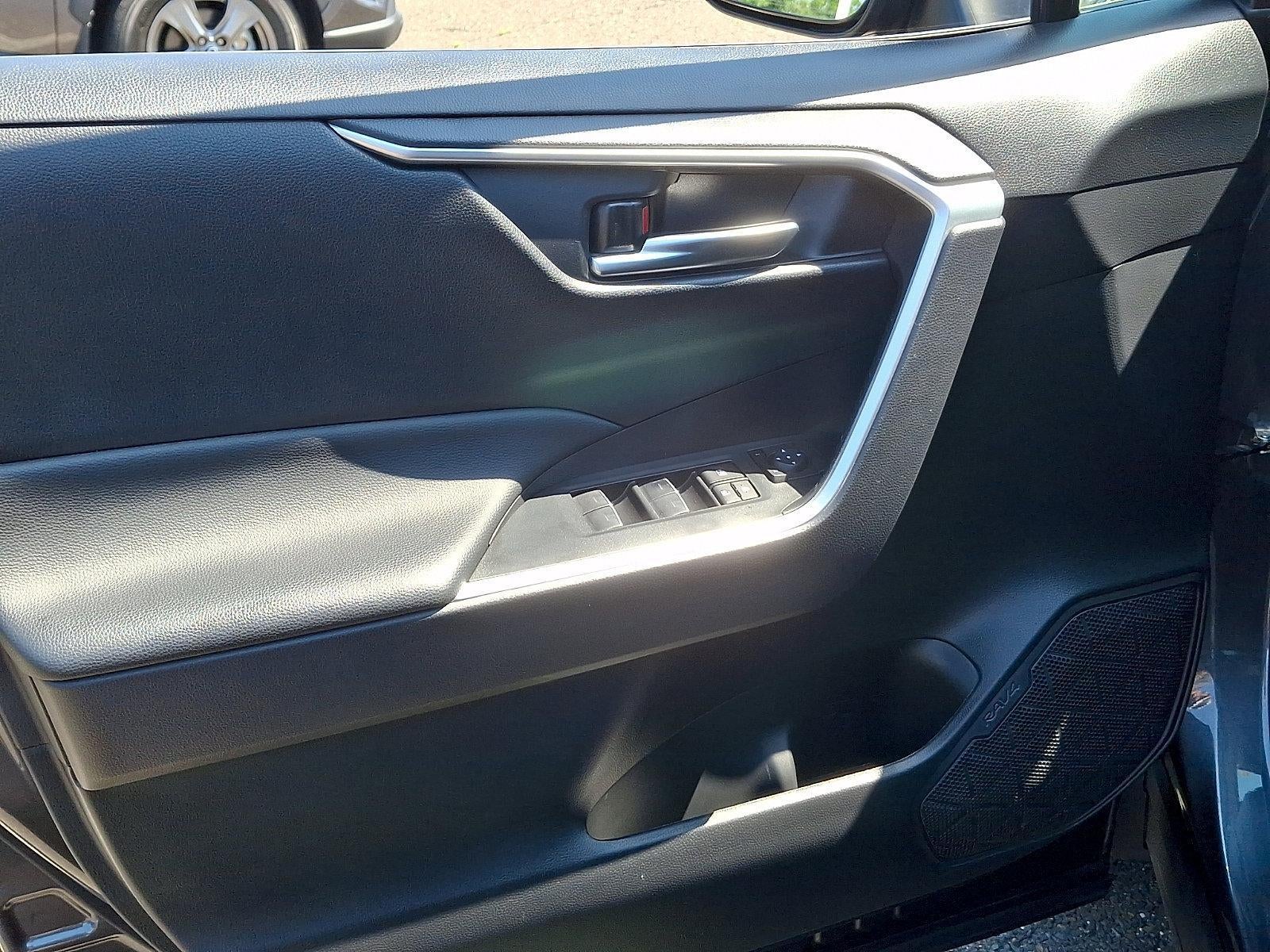 2024 Toyota RAV4 Hybrid XLE AWD (Natl)