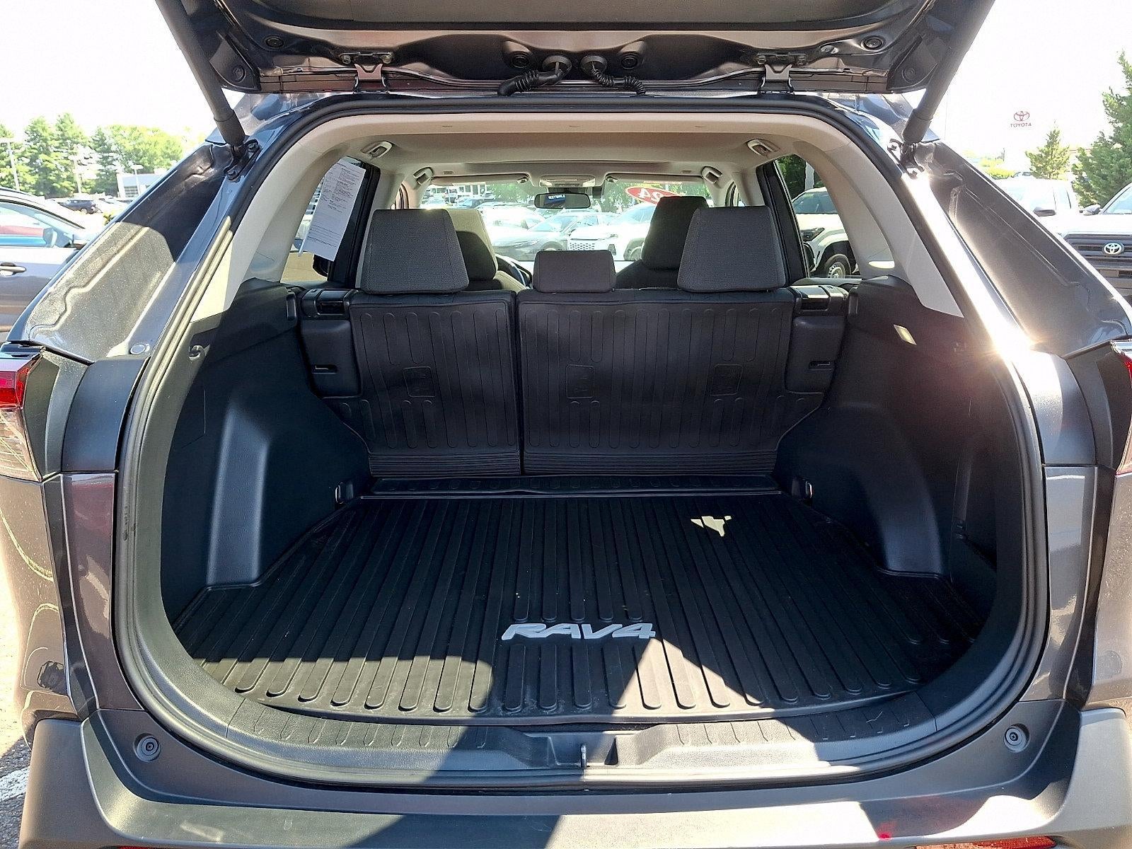 2024 Toyota RAV4 Hybrid XLE AWD (Natl)