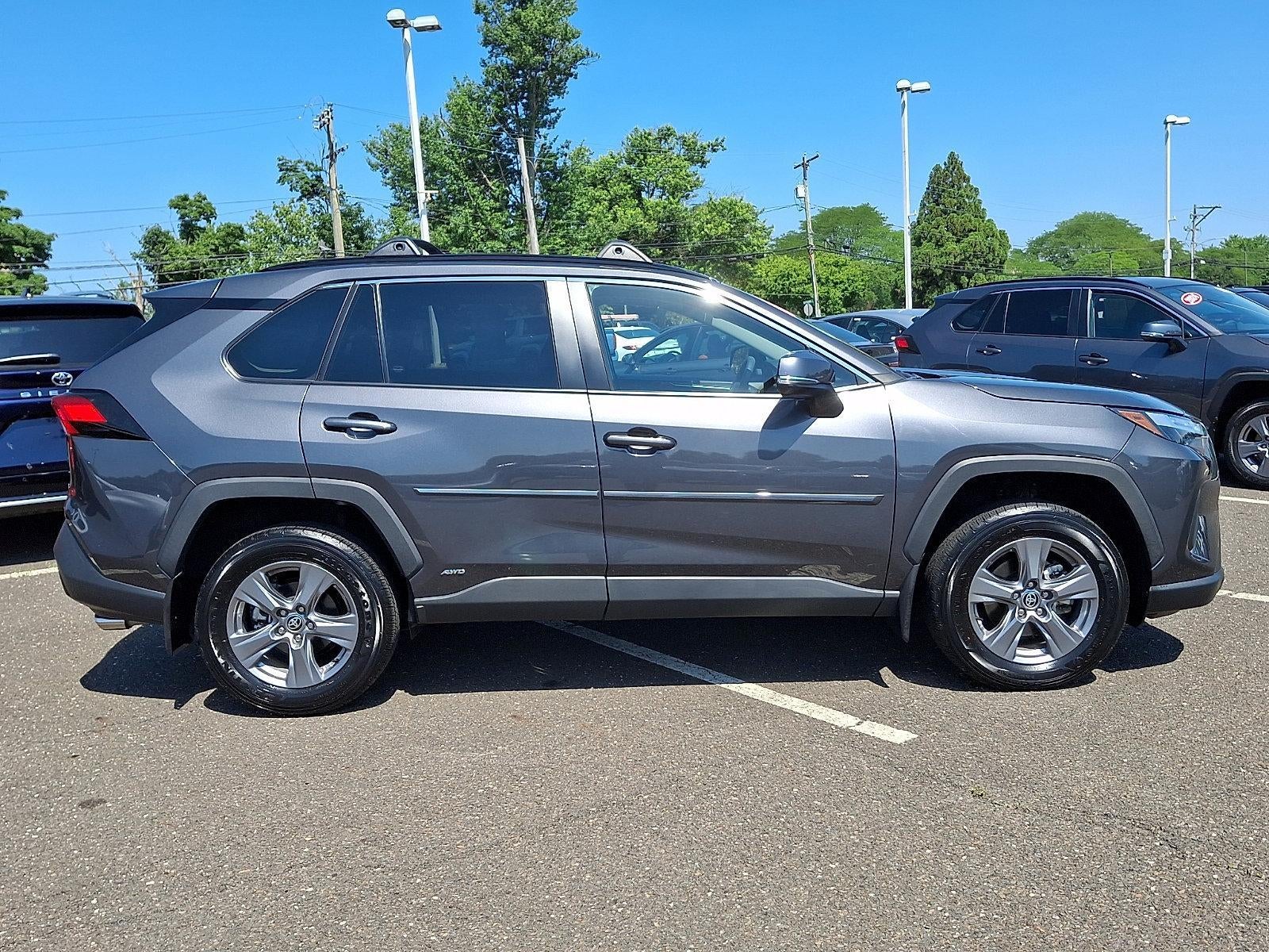 2024 Toyota RAV4 Hybrid XLE AWD (Natl)